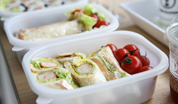 Des étudiants inventent l’emballage comestible pour sandwich