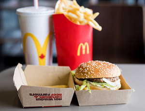 McDonald's a nourri gratuitement les athlètes des JO