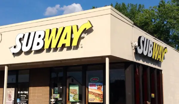 Appelez-vous Subway et mangez gratuitement à vie dans l'enseigne de sandwich