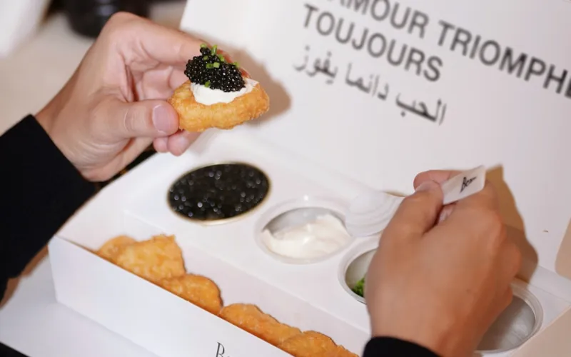 Burger à la truffe, nuggets au caviar, le fast-food Beau casse les codes