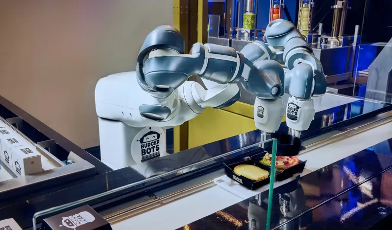 BurgerBots : quand des robots préparent un hamburger en moins de 30 secondes