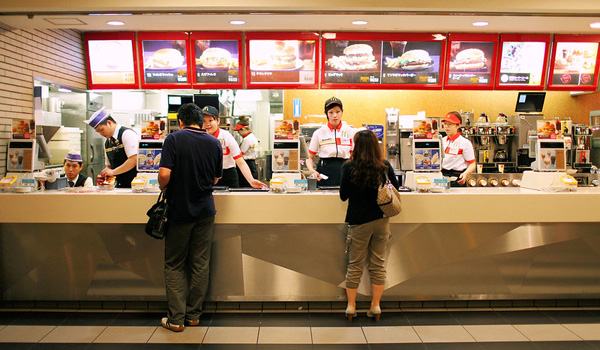Une employée de McDonald's dévoile les secrets du fast-food