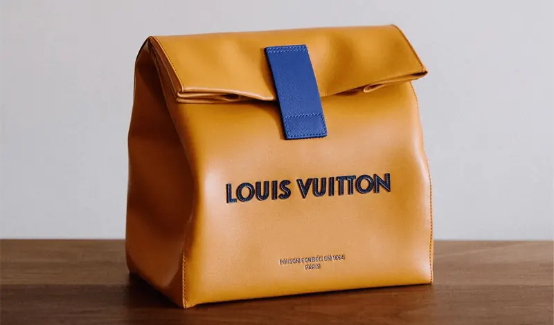 Louis Vuitton lance un Sandwich Bag dessiné par Pharrell Williams