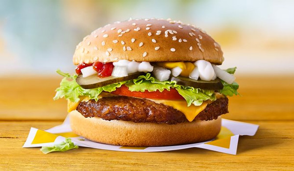 McDonald's adopte et officialise son hamburger végan
