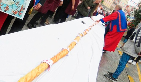 Le record du plus long sandwich est français : 84 mètres !