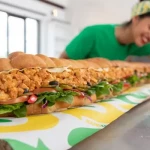 Subway fabrique un sandwich de 7 m pour fêter la reine d'Angleterre
